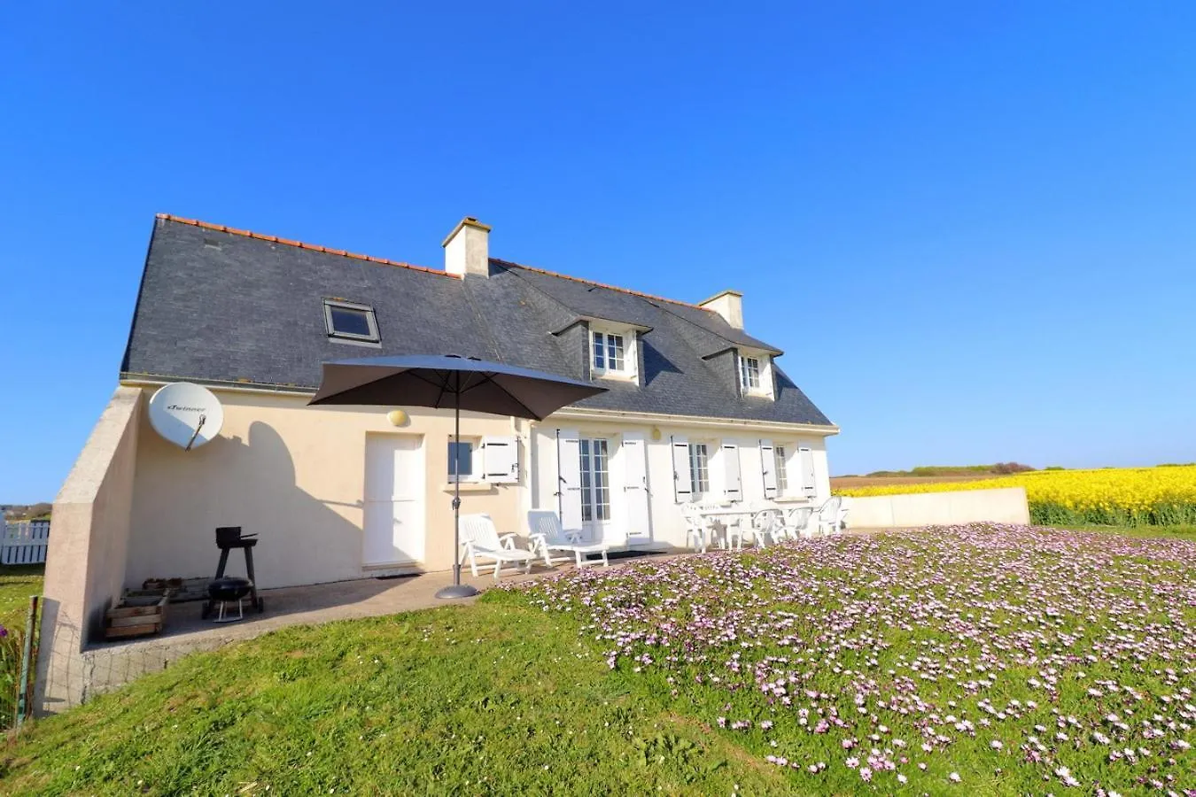 697-Villa Hent Kost La Mer A 10M Plozévet